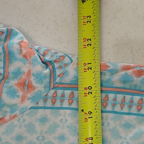 Ruby Rd Blue, White, & Salmon Patterned Tunic size 1X - Picture 6 of 7